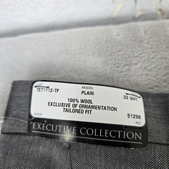 Jos A Bank Executive Collection Flat Front Pants Gray Sz 30 Unhemmed NWT - Picture 5 of 7